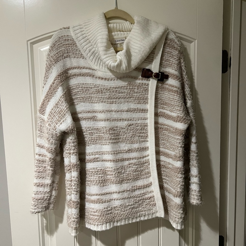 Calvin Klein Sweater size S/M